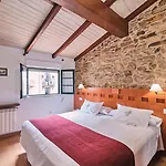 Entrecercas Ξενοδοχείο 2*