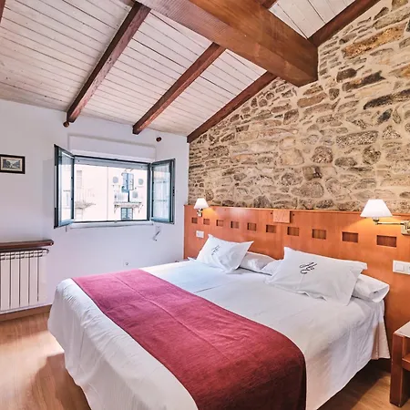 Hotel Entrecercas Santiago de Compostela