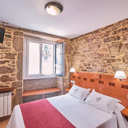 Hotel Entrecercas Santiago de Compostela