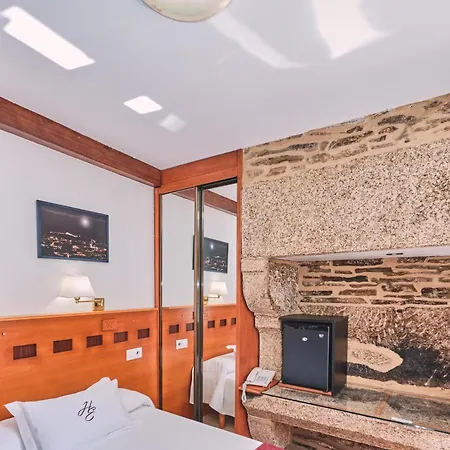 Hotel Entrecercas Santiago de Compostela
