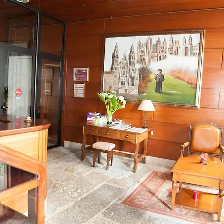 Hotel Entrecercas Santiago de Compostela
