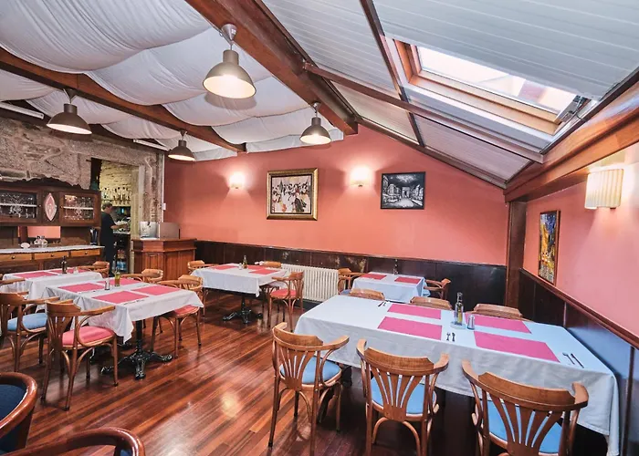 Hotel Entrecercas 2*