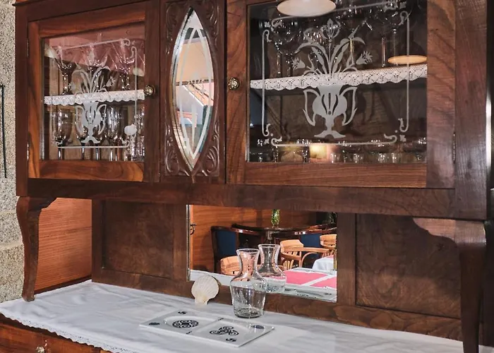 Entrecercas Hotel 2*