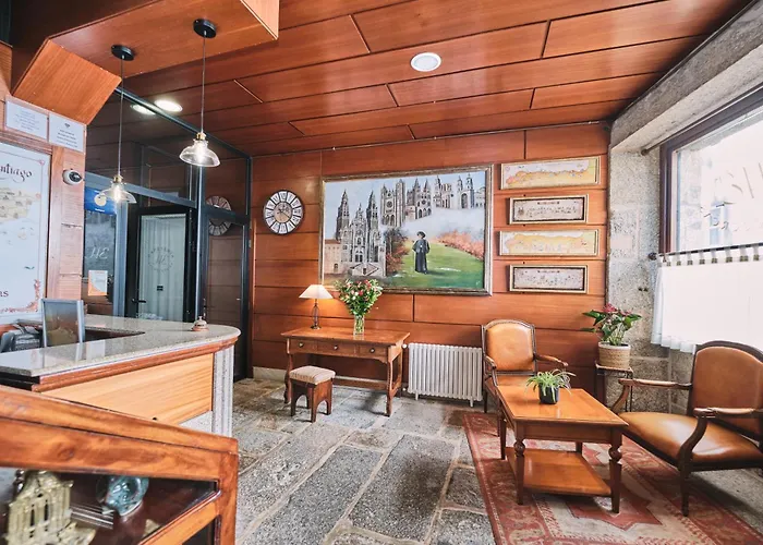 Entrecercas Отель