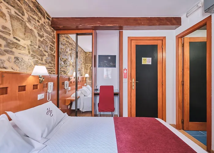 Entrecercas Hotel Santiago de Compostella