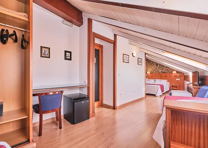 Entrecercas Сантьяго-де-Компостела