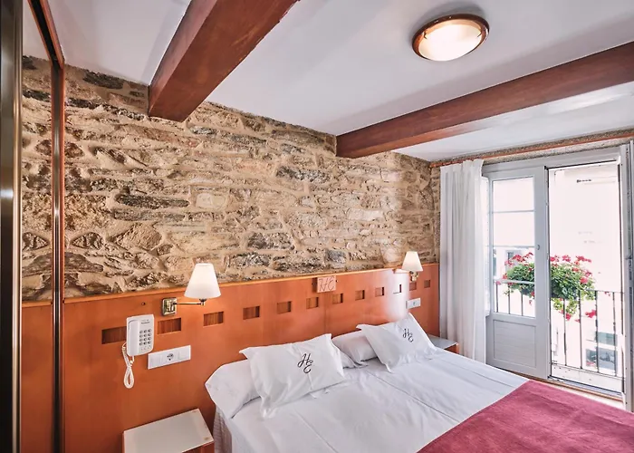 Entrecercas 2* Santiago de Compostella