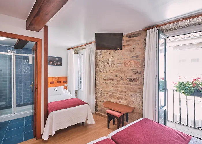 Hotel Entrecercas 2*