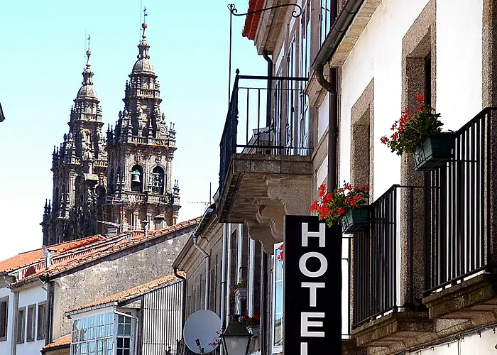 Entrecercas 2* Santiago de Compostella