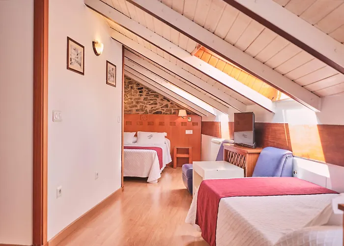 Entrecercas Hotel Santiago de Compostella